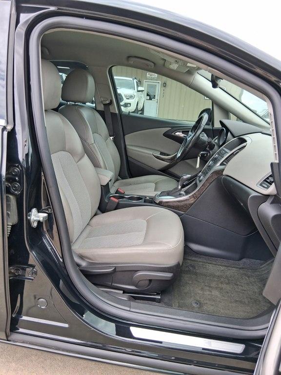 Buick Verano 4dr Sdn Sport Touring 2017