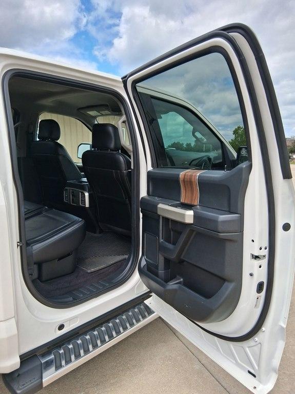 Ford F-150 4WD SuperCrew 145" King Ranch 2016