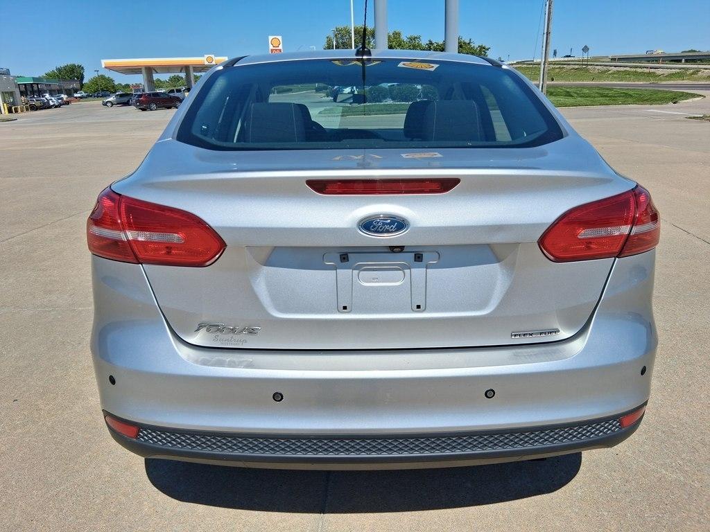 Ford Focus 4dr Sdn S 2016