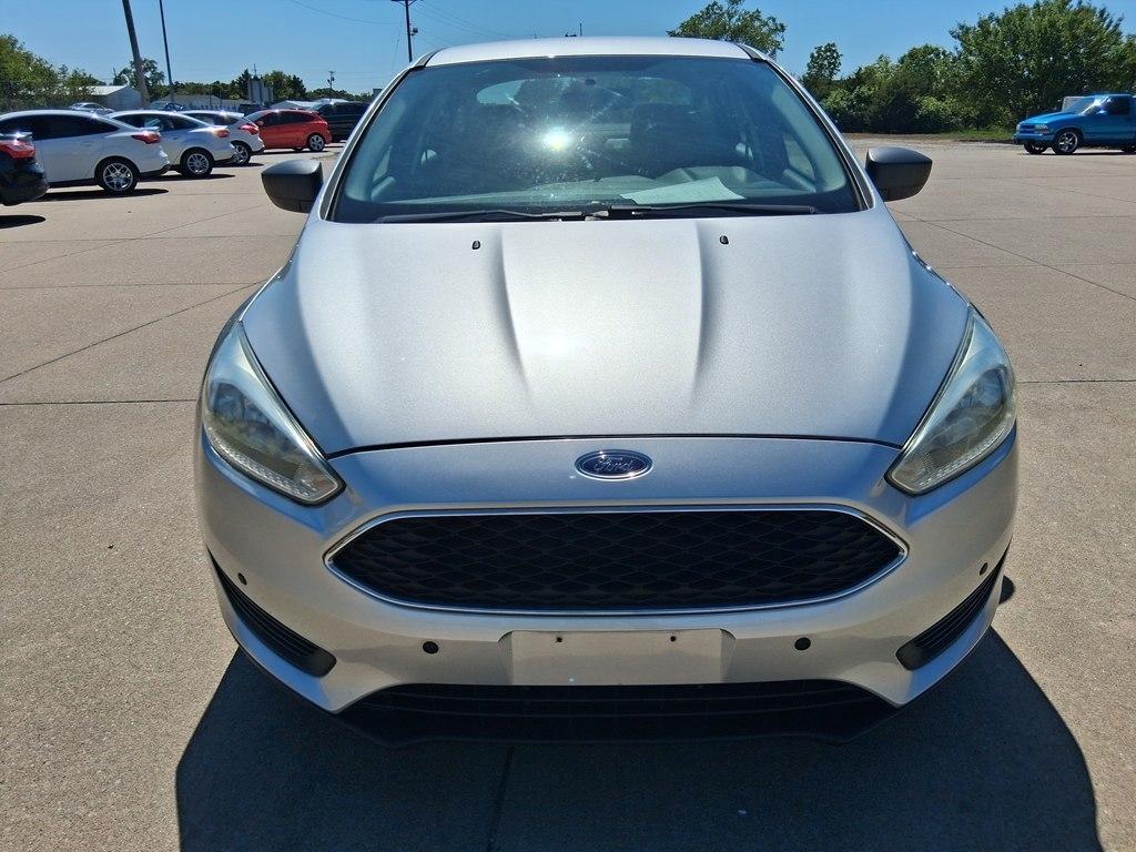 Ford Focus 4dr Sdn S 2016