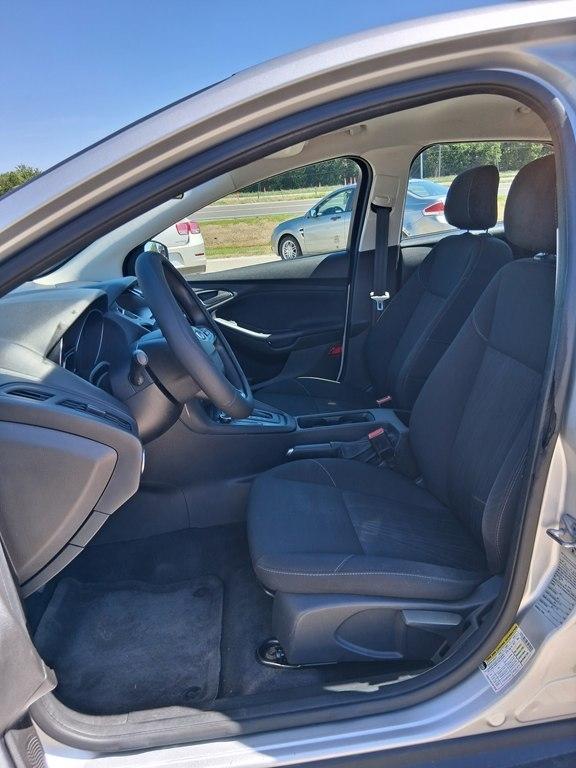 Ford Focus 4dr Sdn S 2016