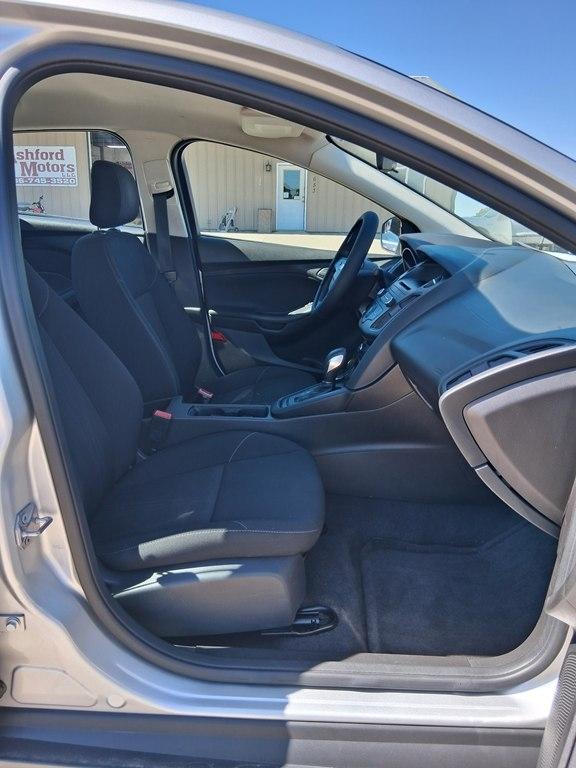 Ford Focus 4dr Sdn S 2016