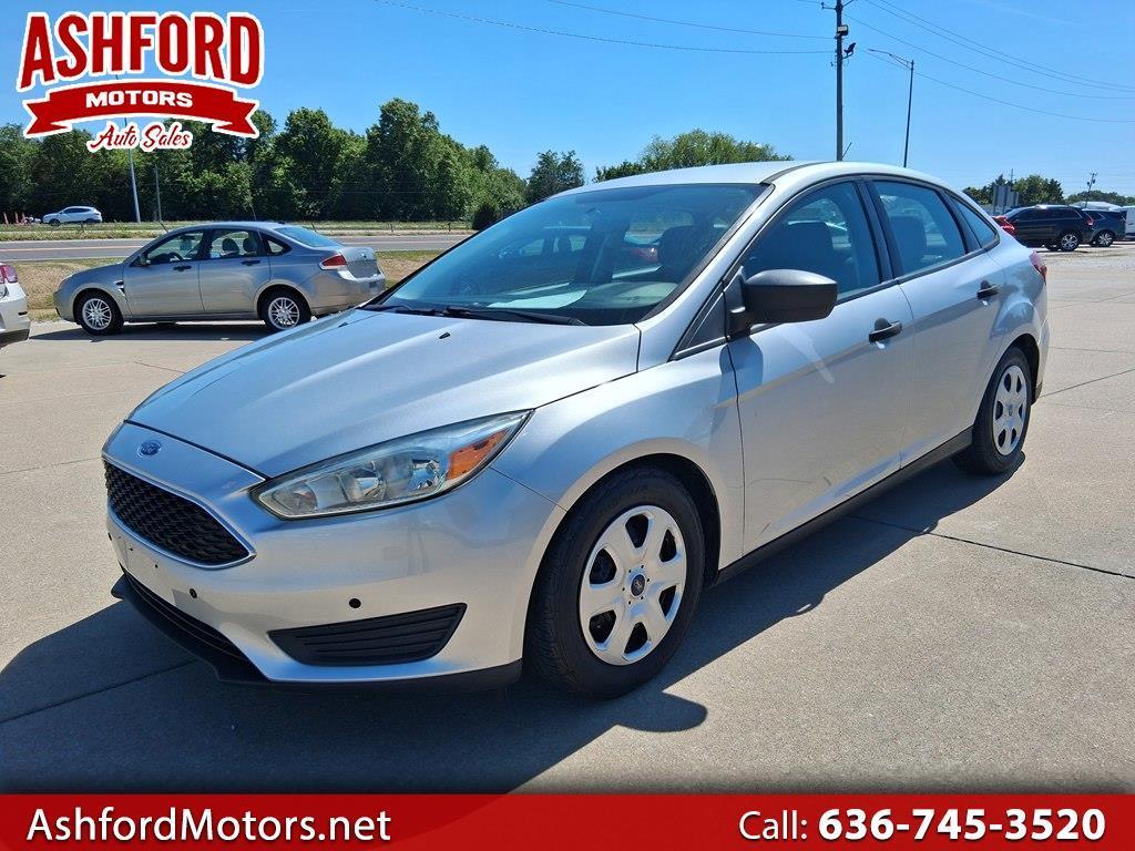 Ford Focus 4dr Sdn S 2016