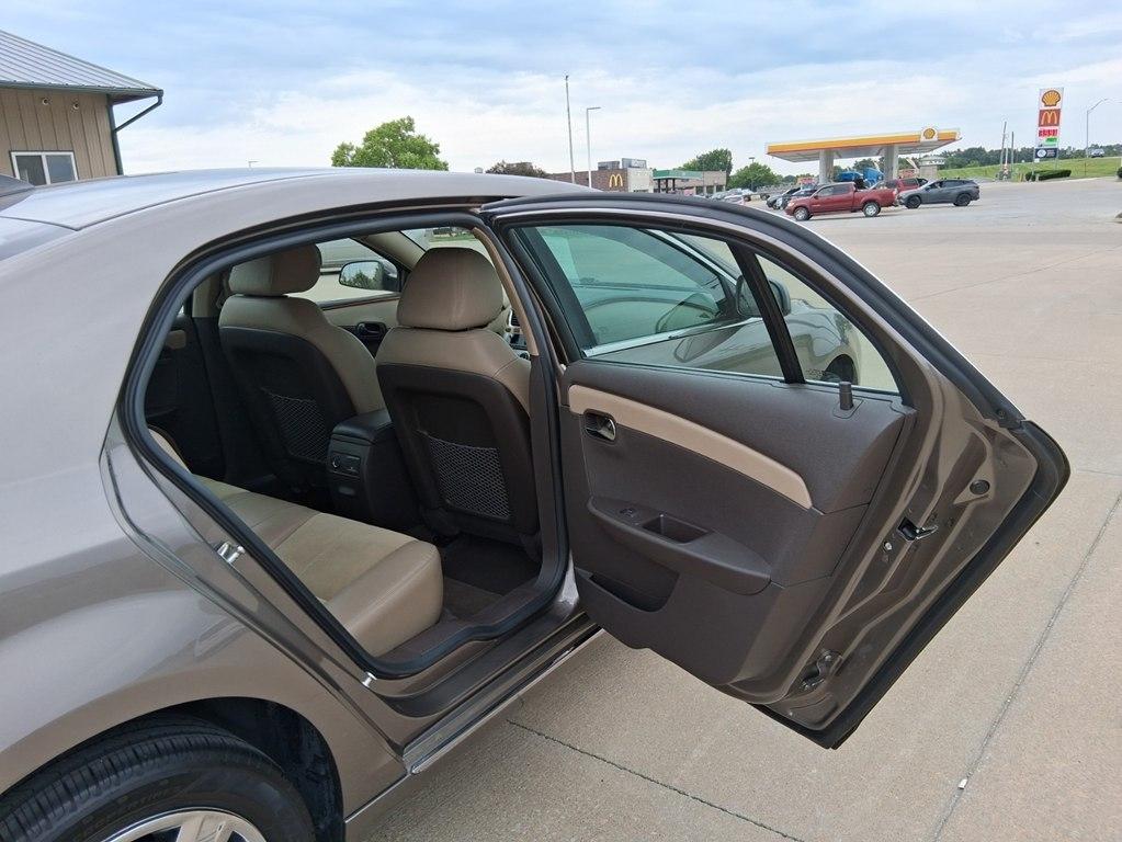 Chevrolet Malibu 4dr Sdn LT w/2LT 2012