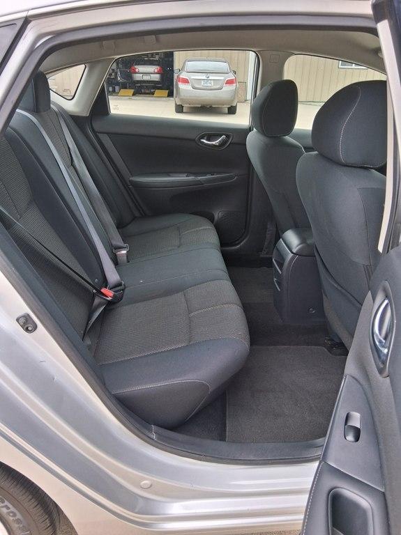 Nissan Sentra S CVT 2017