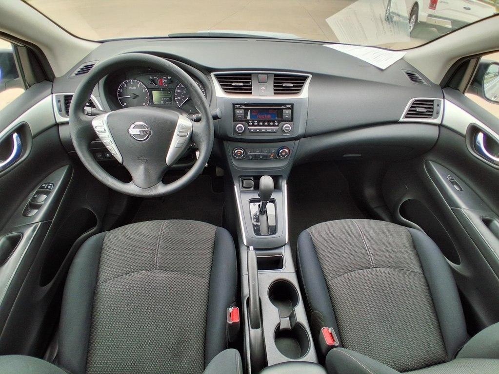 Nissan Sentra S CVT 2017