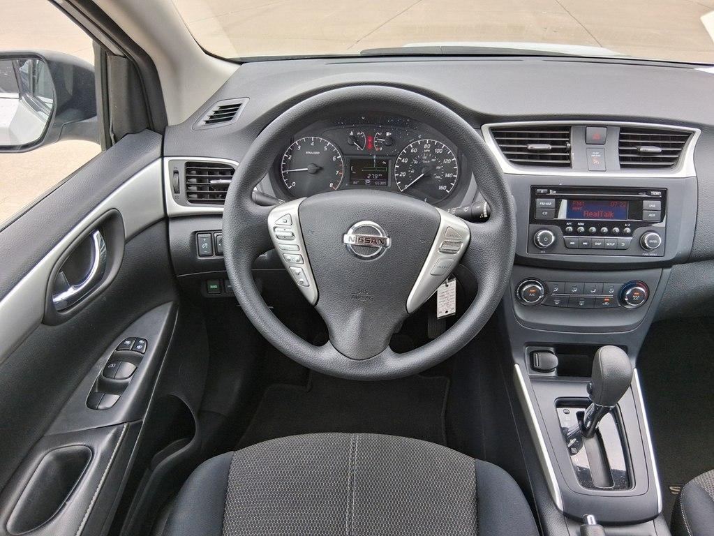Nissan Sentra S CVT 2017