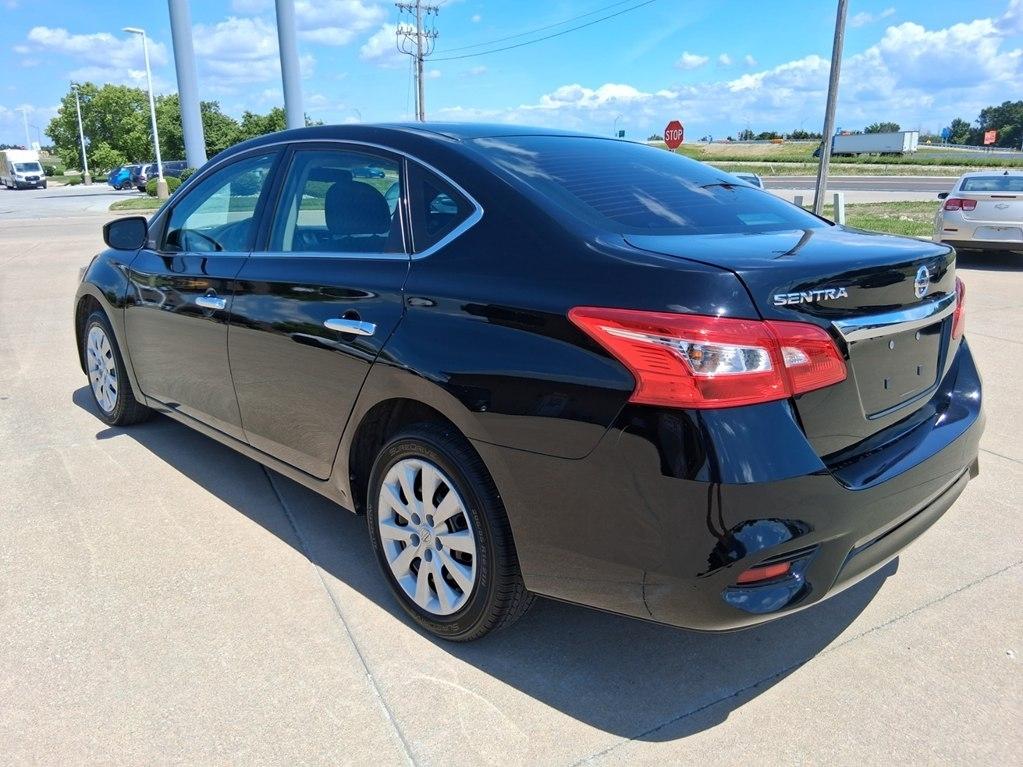 Nissan Sentra S CVT 2019