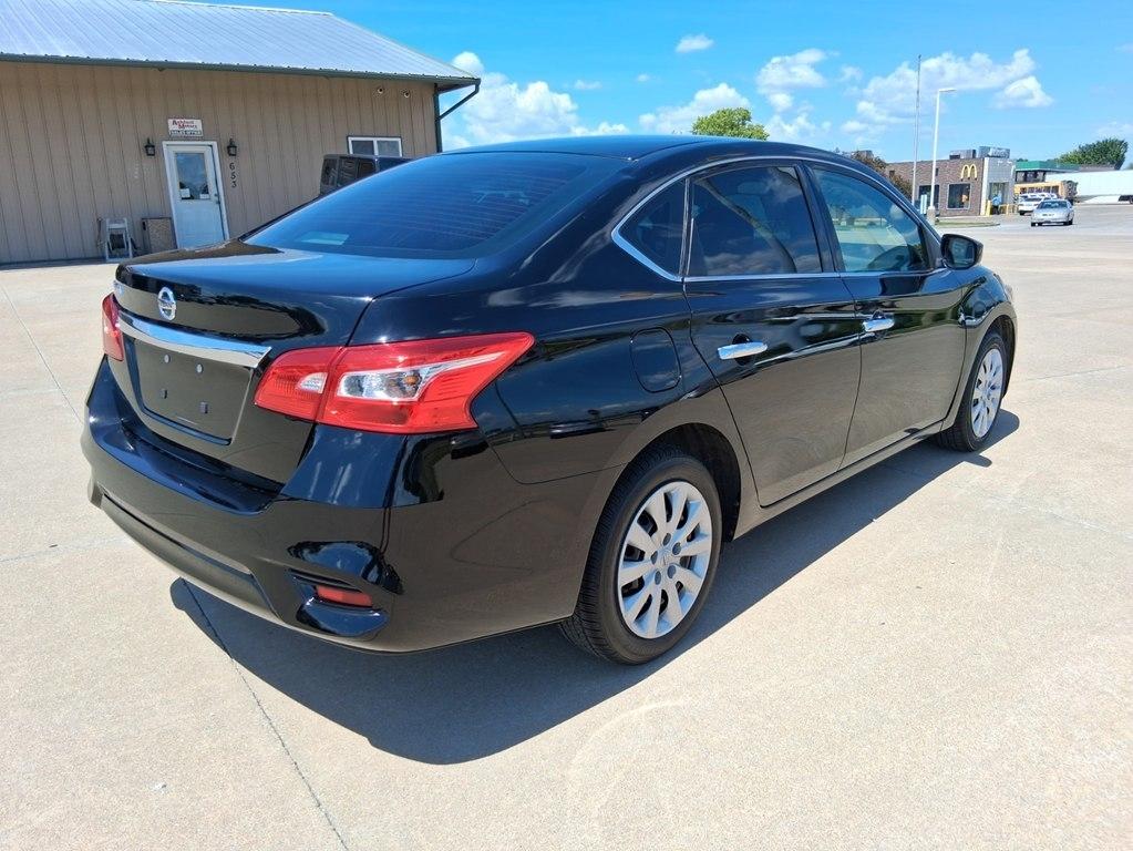 Nissan Sentra S CVT 2019