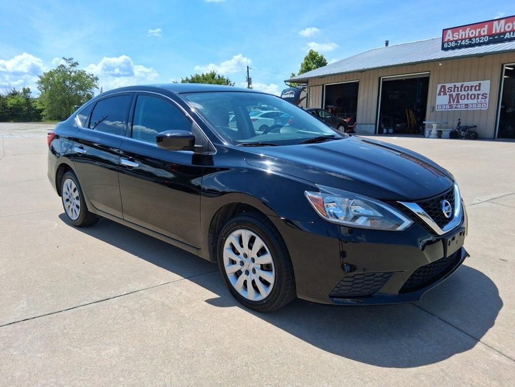Nissan Sentra S CVT 2019
