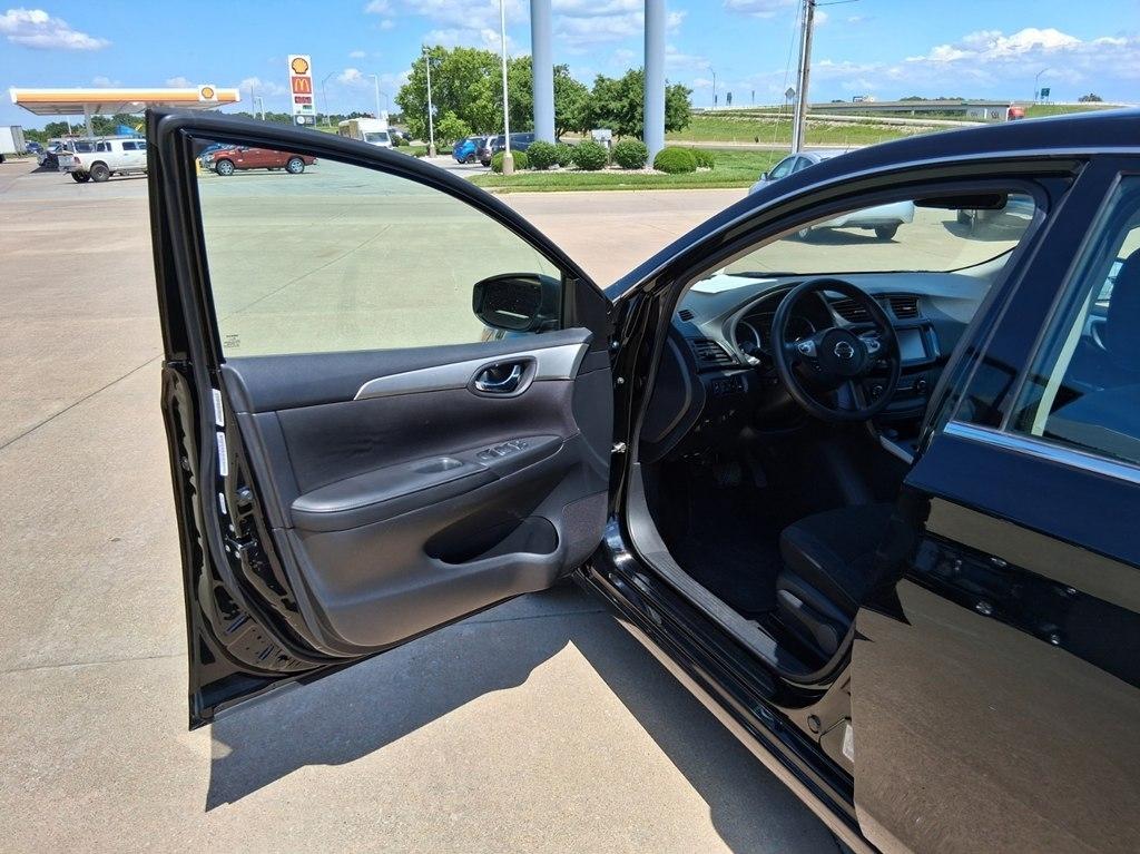 Nissan Sentra S CVT 2019