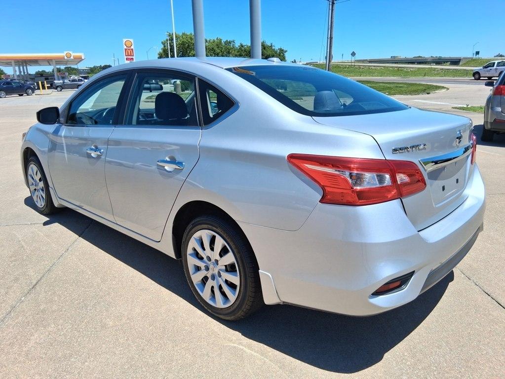 Nissan Sentra SV CVT 2017