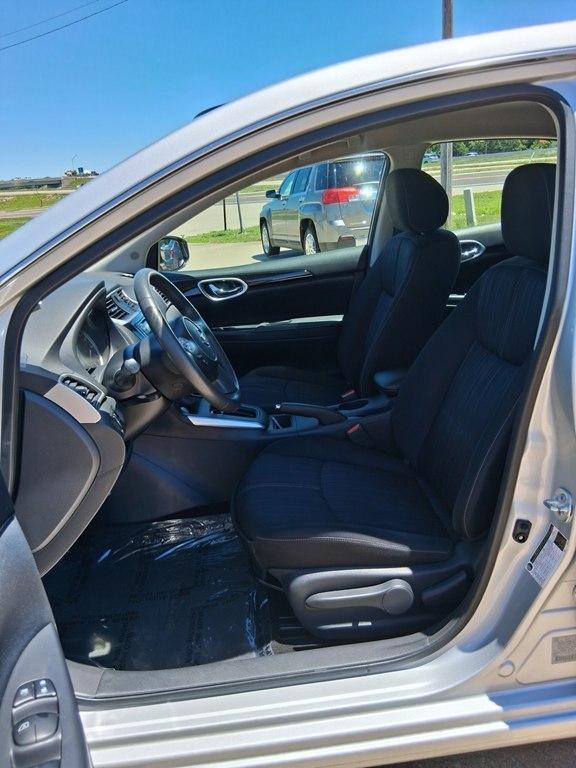 Nissan Sentra SV CVT 2017