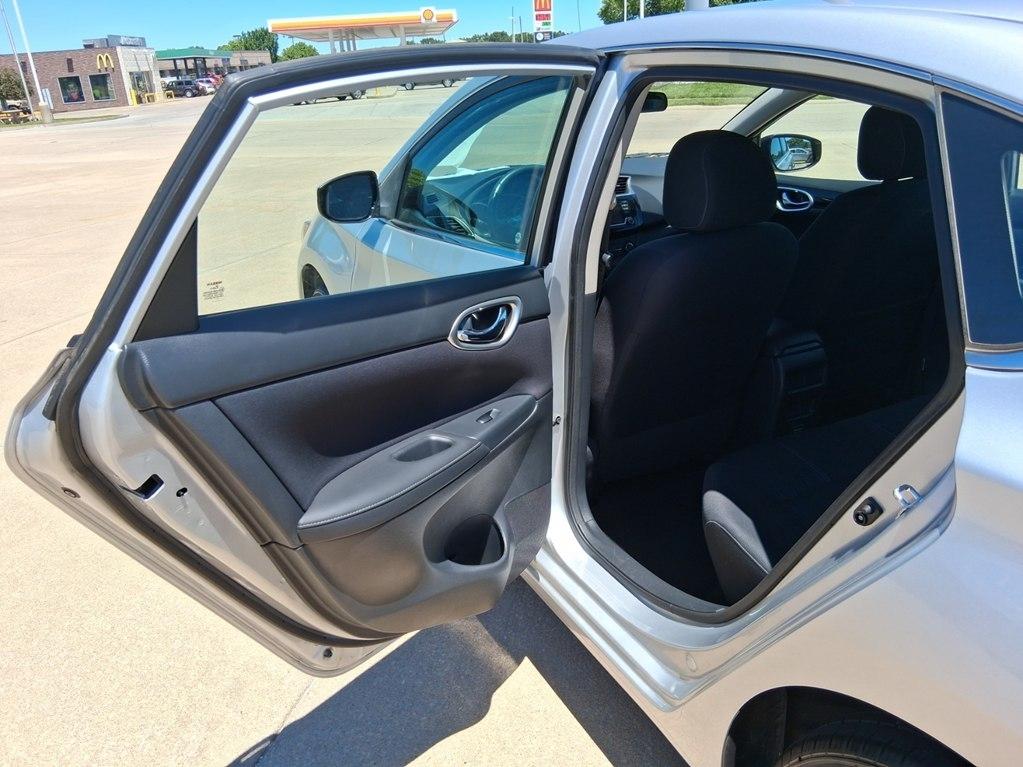 Nissan Sentra SV CVT 2017