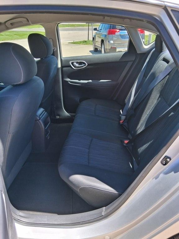 Nissan Sentra SV CVT 2017