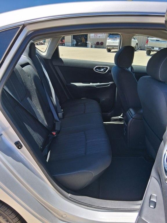 Nissan Sentra SV CVT 2017
