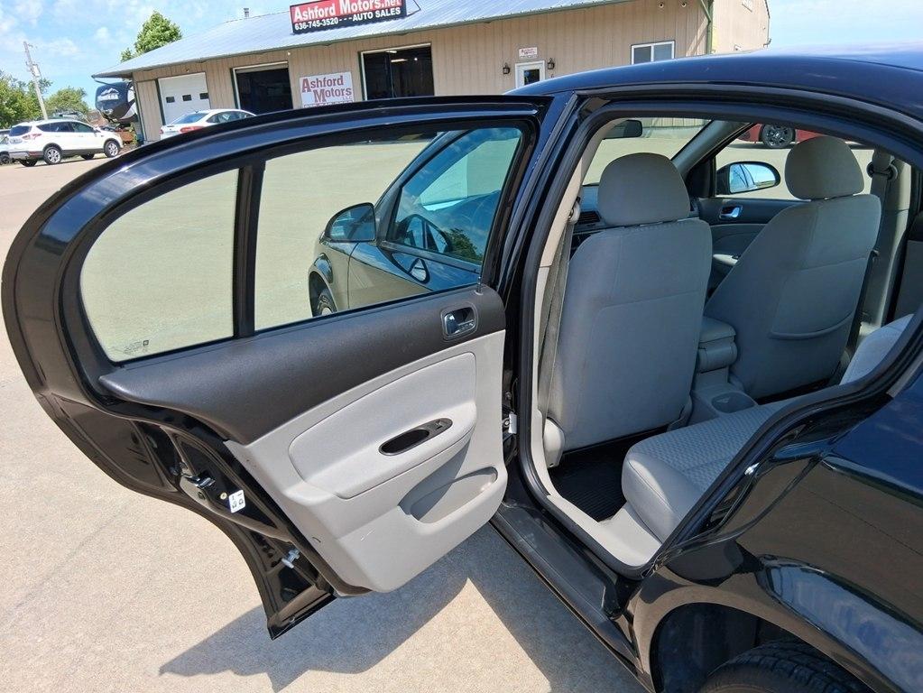 Chevrolet Cobalt 4dr Sdn LT 2008