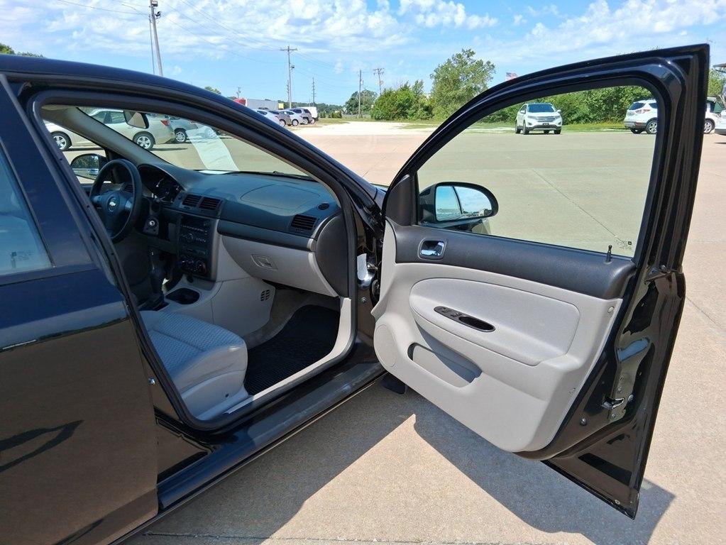 Chevrolet Cobalt 4dr Sdn LT 2008