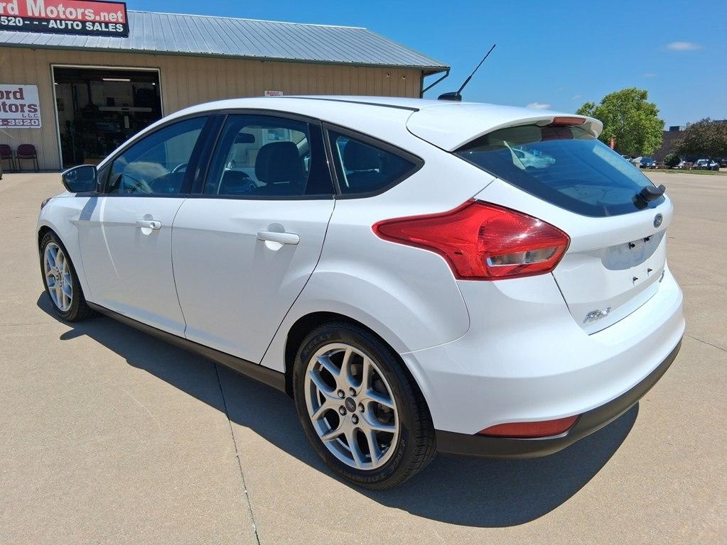 Ford Focus 5dr HB SE 2015
