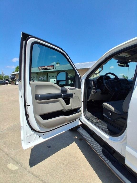 Ford Super Duty F-250 SRW King Ranch 4WD Crew Cab 8' Box 2021