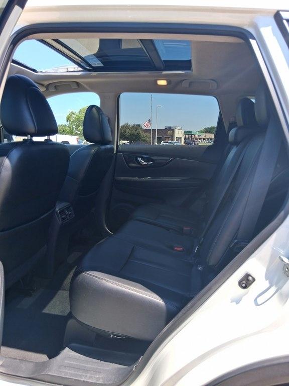 Nissan Rogue FWD SL 2017