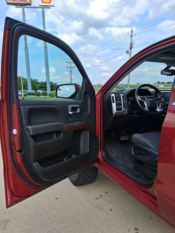 2018 GMC Sierra 1500 SLE - Photo 16