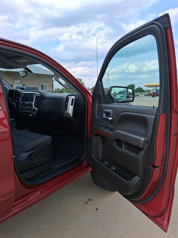 2018 GMC Sierra 1500 SLE - Photo 23