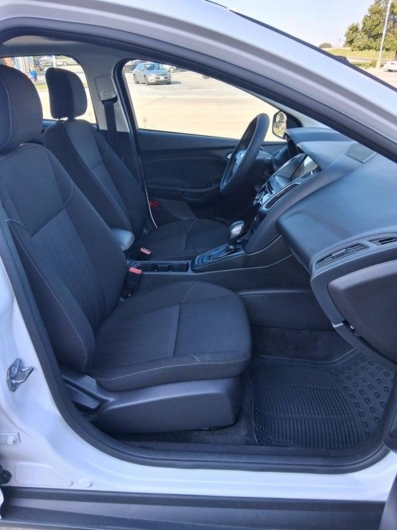 Ford Focus SEL Sedan 2017