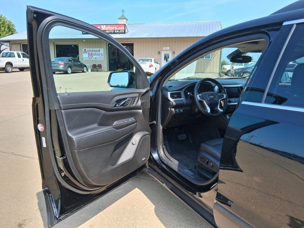 GMC Acadia AWD 4dr SLT 2021
