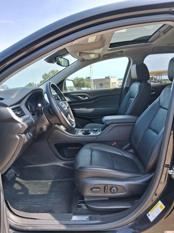 GMC Acadia AWD 4dr SLT 2021