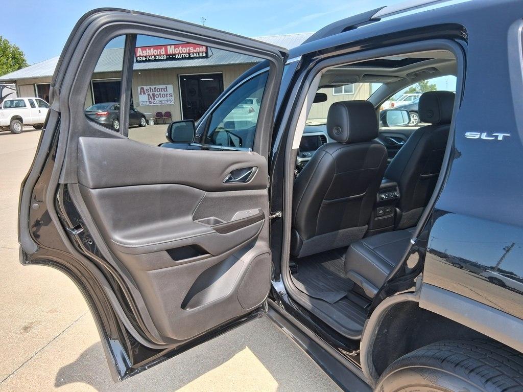 GMC Acadia AWD 4dr SLT 2021