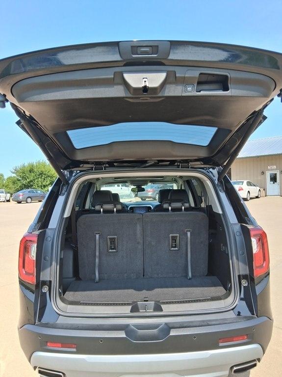 GMC Acadia AWD 4dr SLT 2021