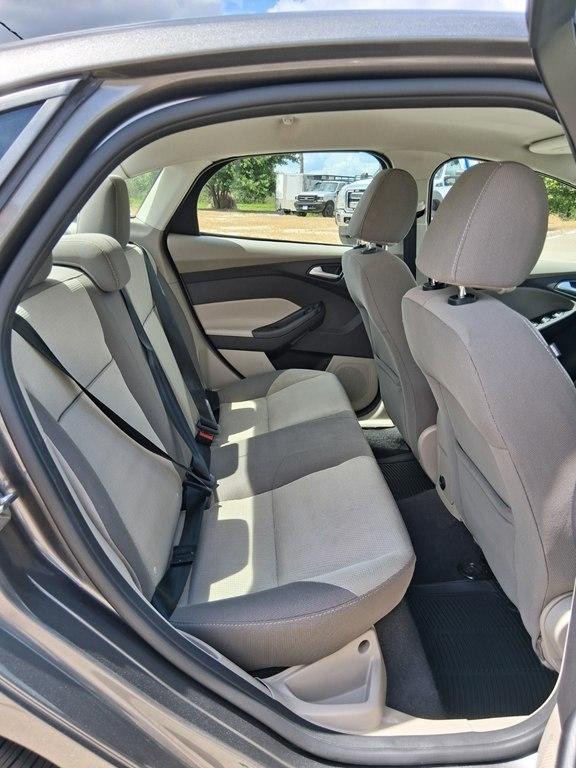Ford Focus 4dr Sdn SE 2014