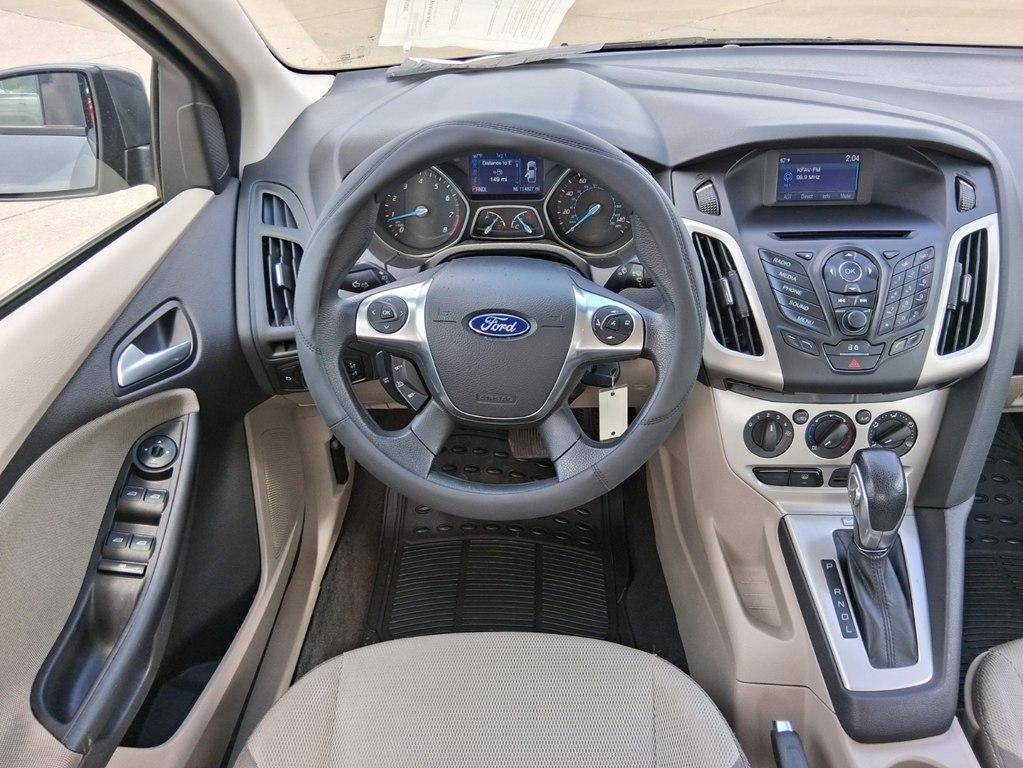Ford Focus 4dr Sdn SE 2014