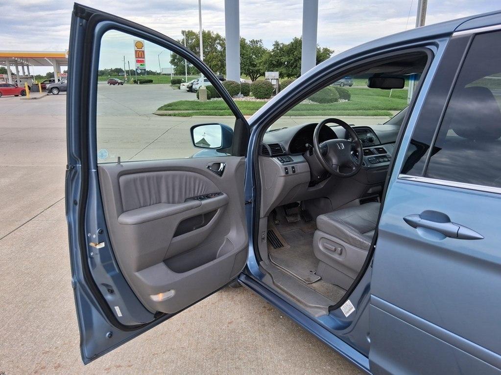 Honda Odyssey 5dr EX-L w/RES 2010