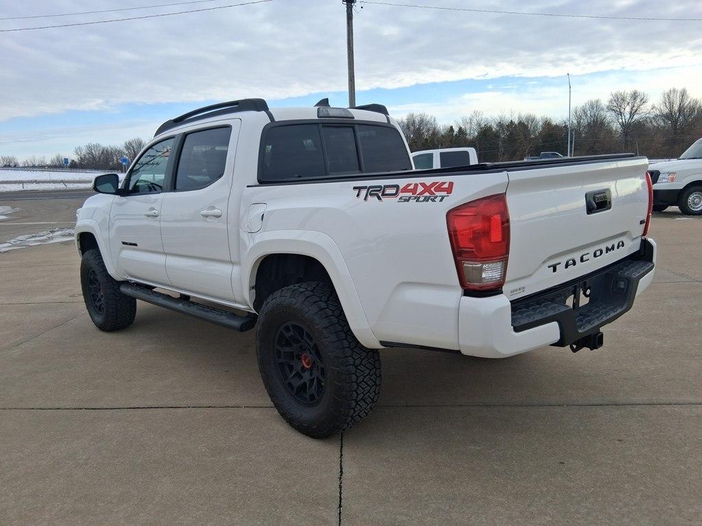 Toyota Tacoma 4WD Double Cab V6 MT TRD Off Road (Natl) 2016