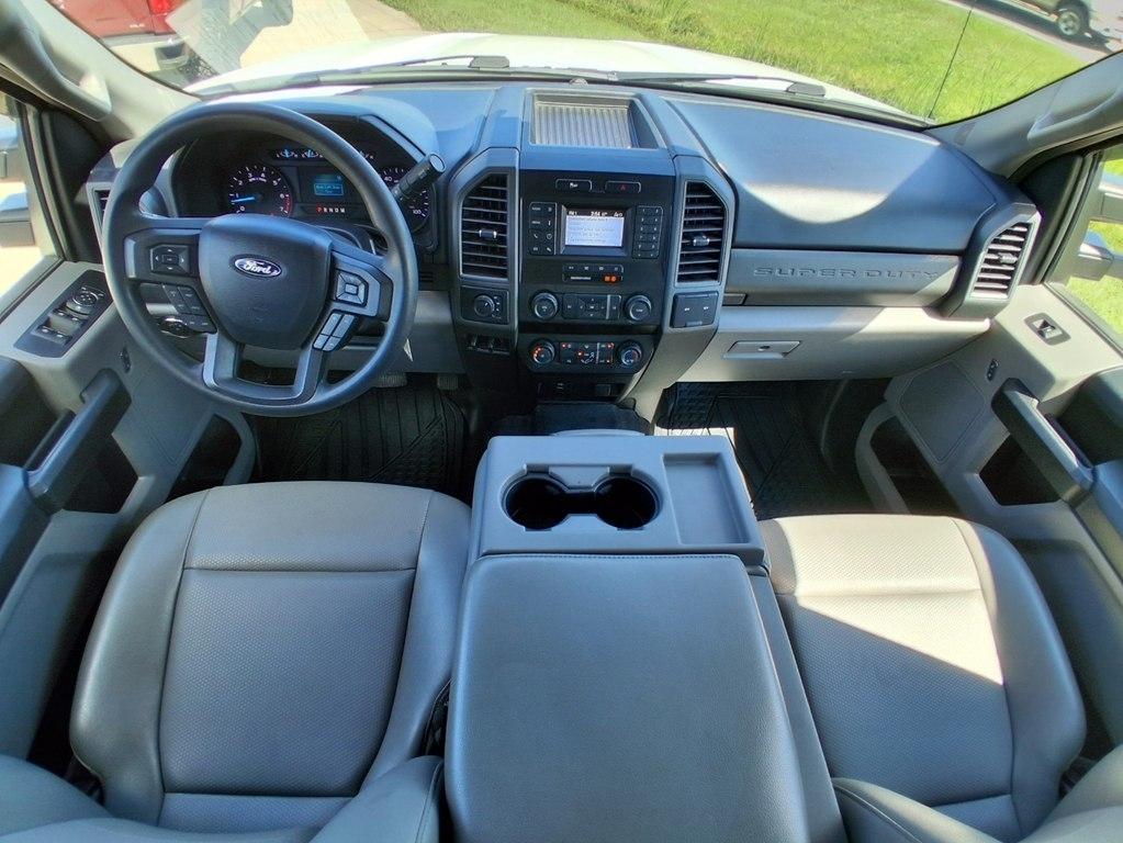 Ford Super Duty F-250 SRW King Ranch 4WD Crew Cab 8' Box 2021