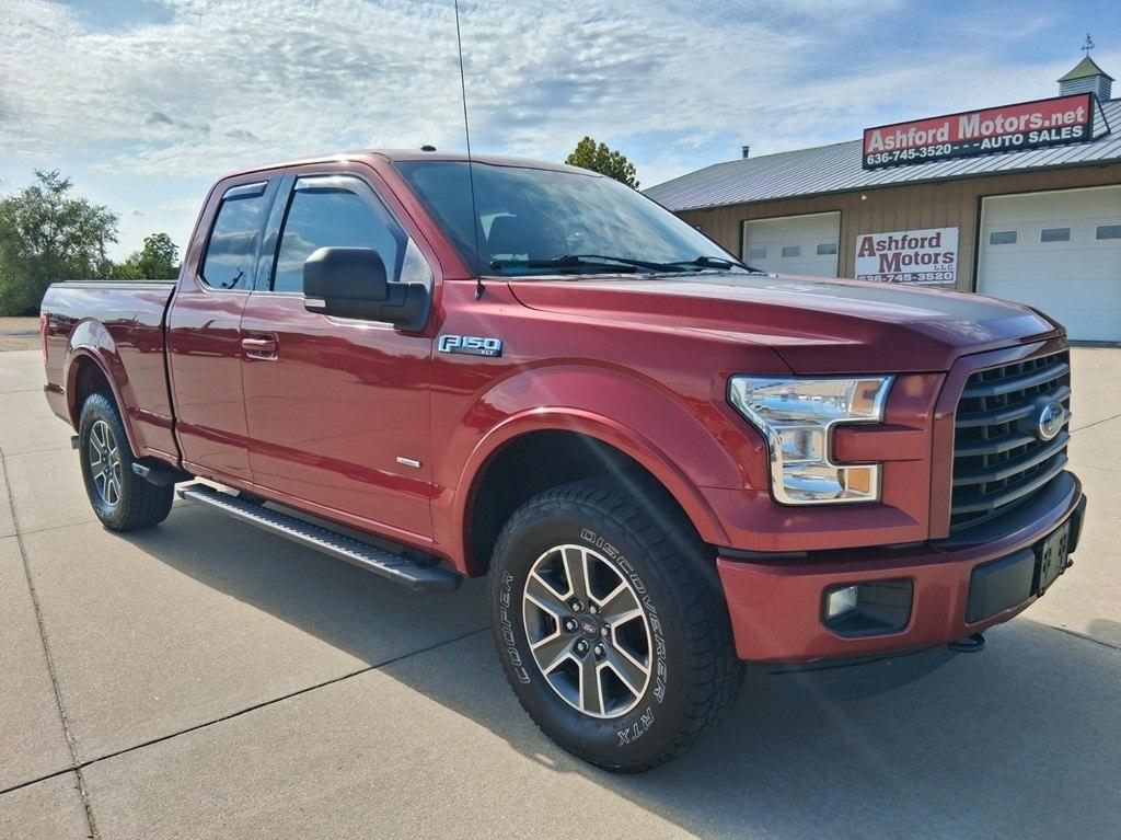 Ford F-150 4WD SuperCab 163" Lariat w/HD Payload Pkg 2015