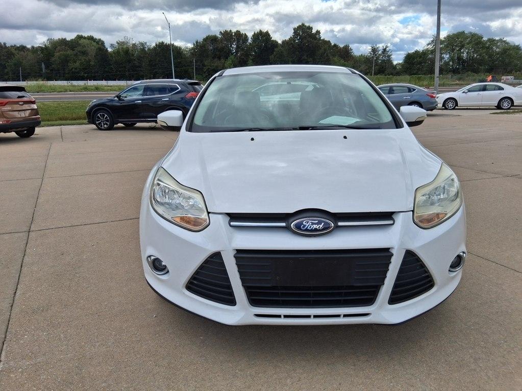 Ford Focus 4dr Sdn SE 2013