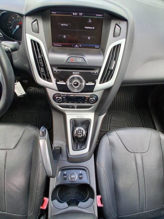 Ford Focus 4dr Sdn SE 2013