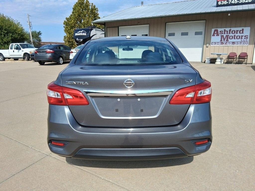 Nissan Sentra 4dr Sdn I4 CVT SV 2016