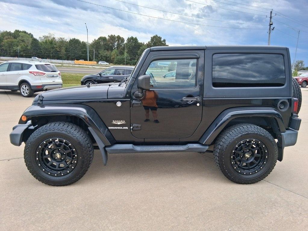 Jeep Wrangler 4WD 2dr Sahara 2015