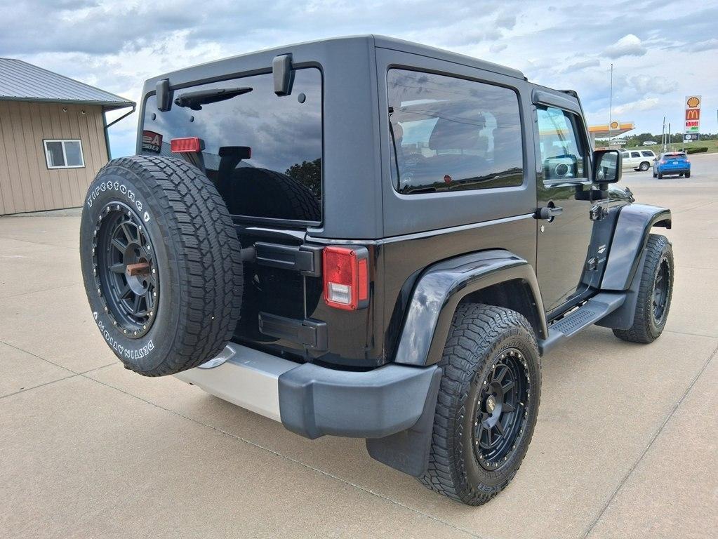 Jeep Wrangler 4WD 2dr Sahara 2015
