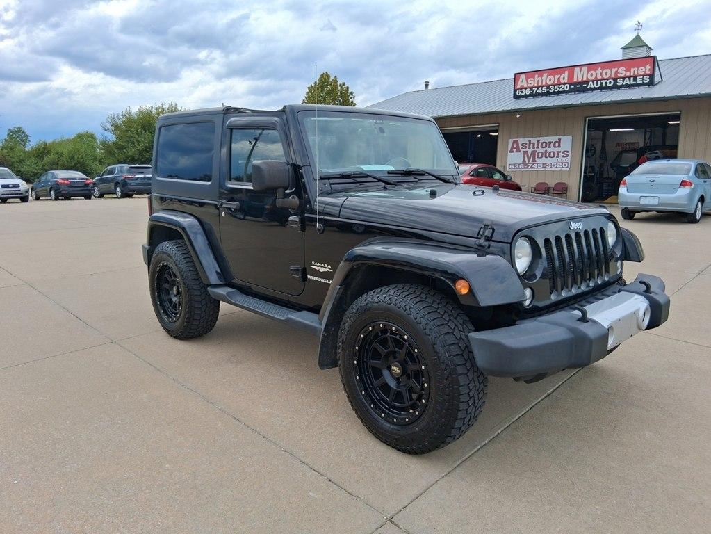 Jeep Wrangler 4WD 2dr Sahara 2015