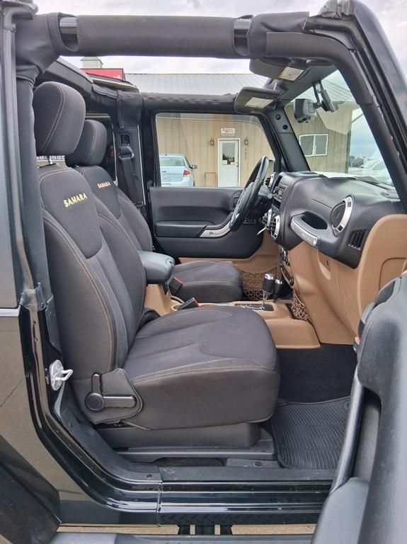Jeep Wrangler 4WD 2dr Sahara 2015