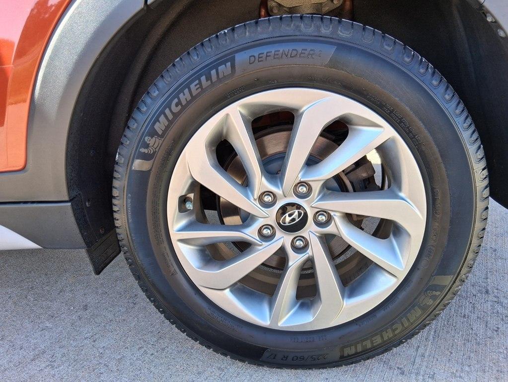 Hyundai Tucson SE Plus FWD 2017