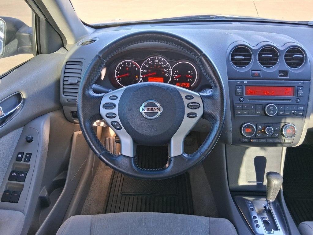Nissan Altima 4dr Sdn I4 CVT 2.5 S 2012