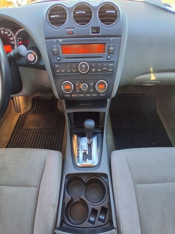 Nissan Altima 4dr Sdn I4 CVT 2.5 S 2012