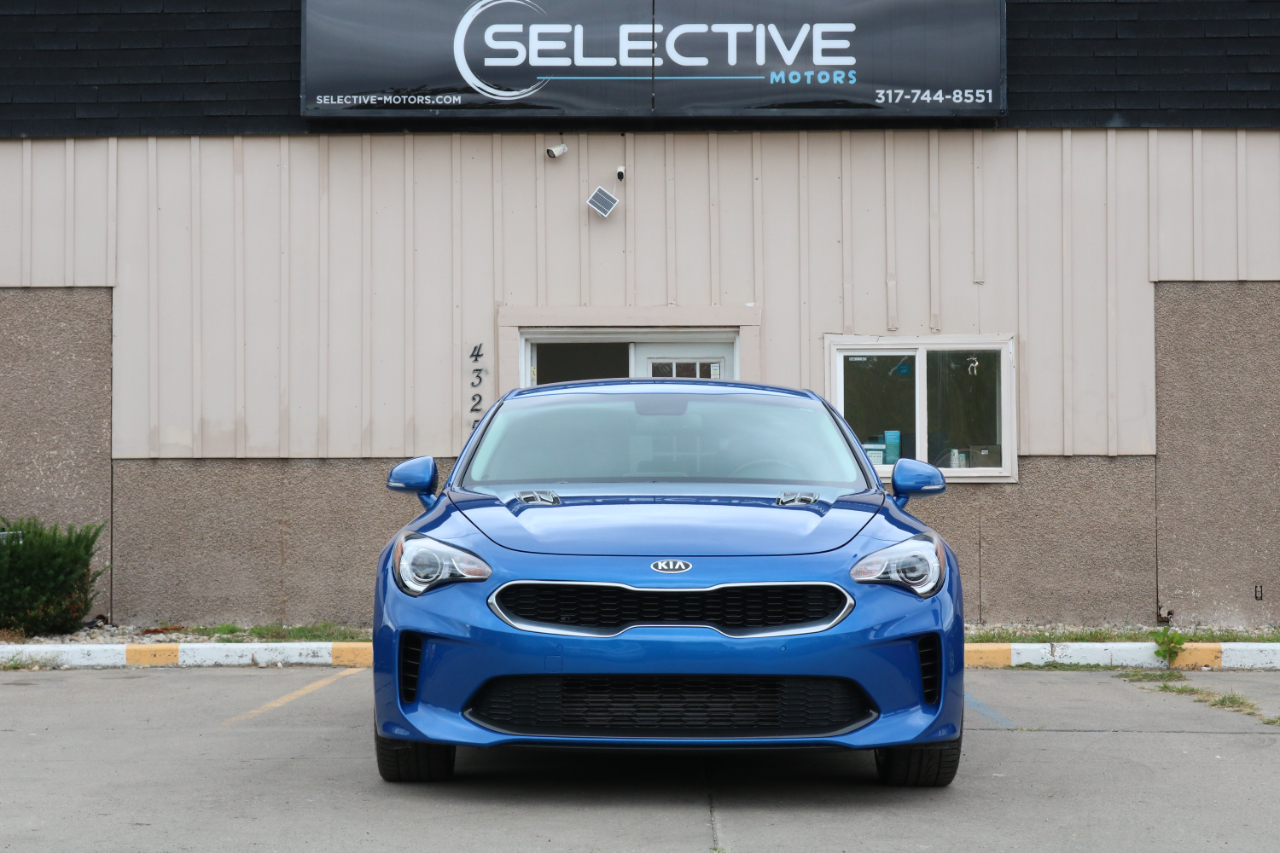 2018 Kia Stinger photo 2