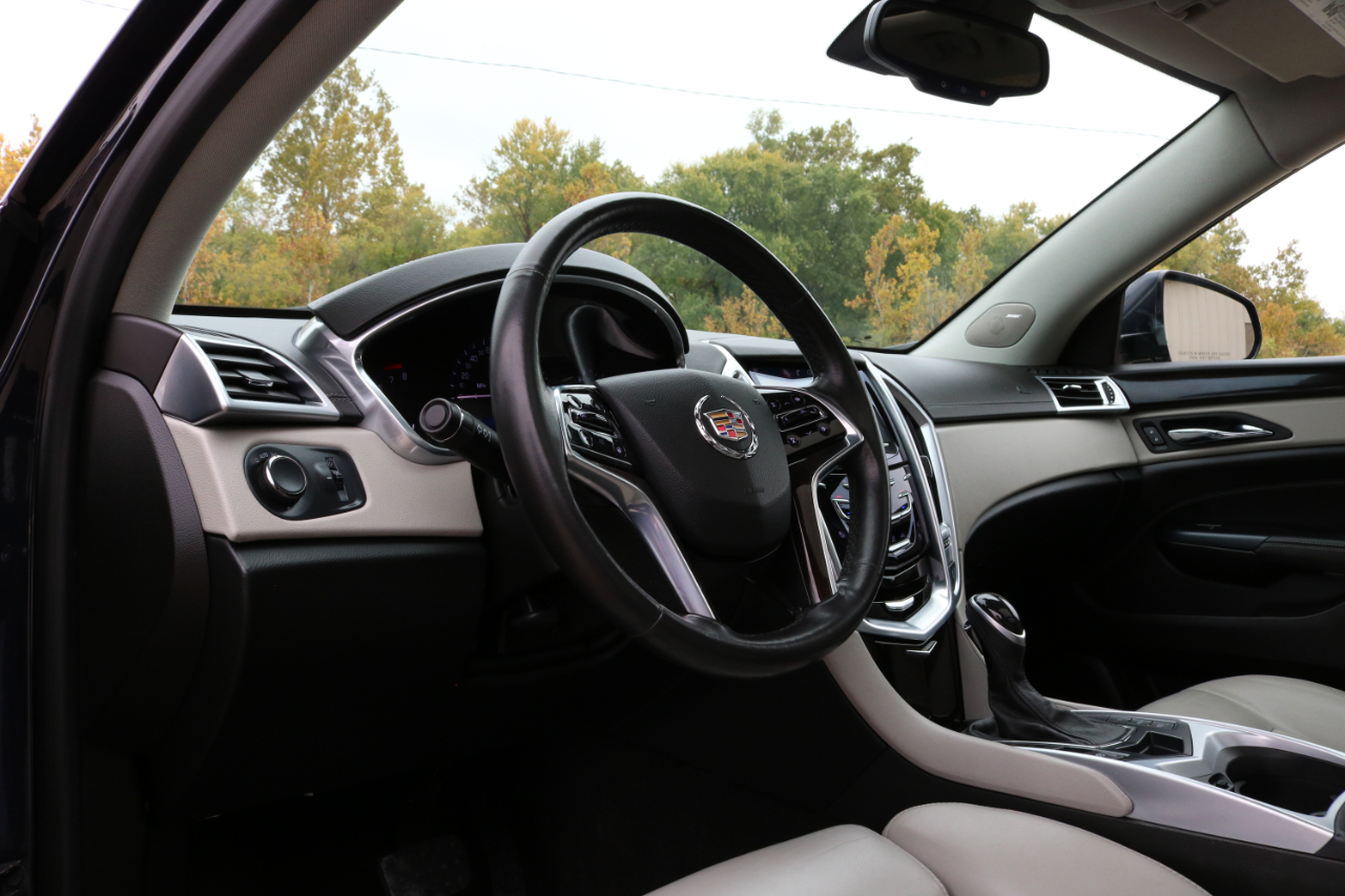 Cadillac SRX Luxury 2015